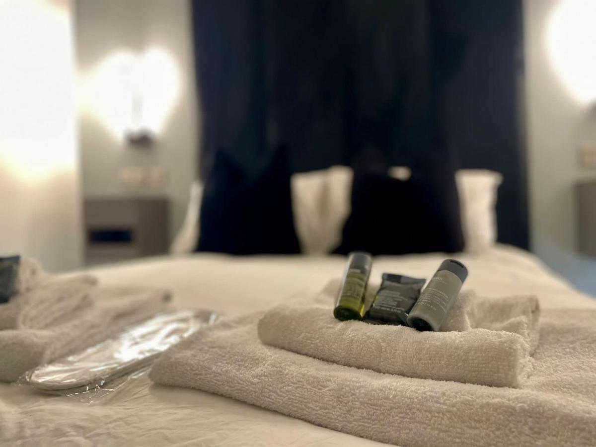 Royal Mile Apartment 2Bedroom エディンバラ エクステリア 写真