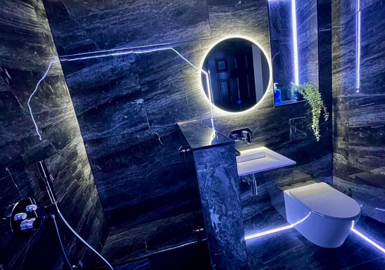 Royal Mile Apartment 2Bedroom エディンバラ エクステリア 写真