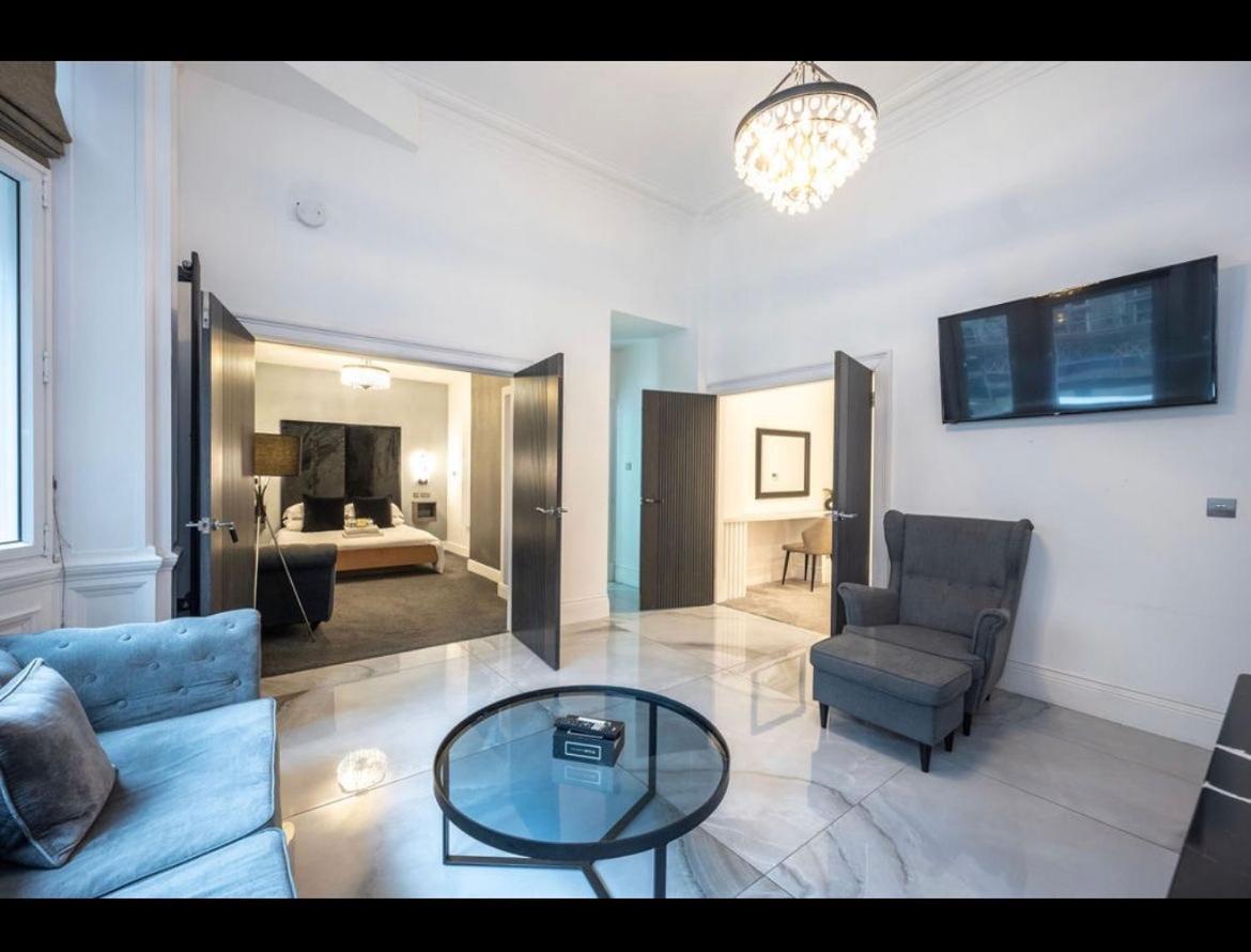 Royal Mile Apartment 2Bedroom エディンバラ エクステリア 写真